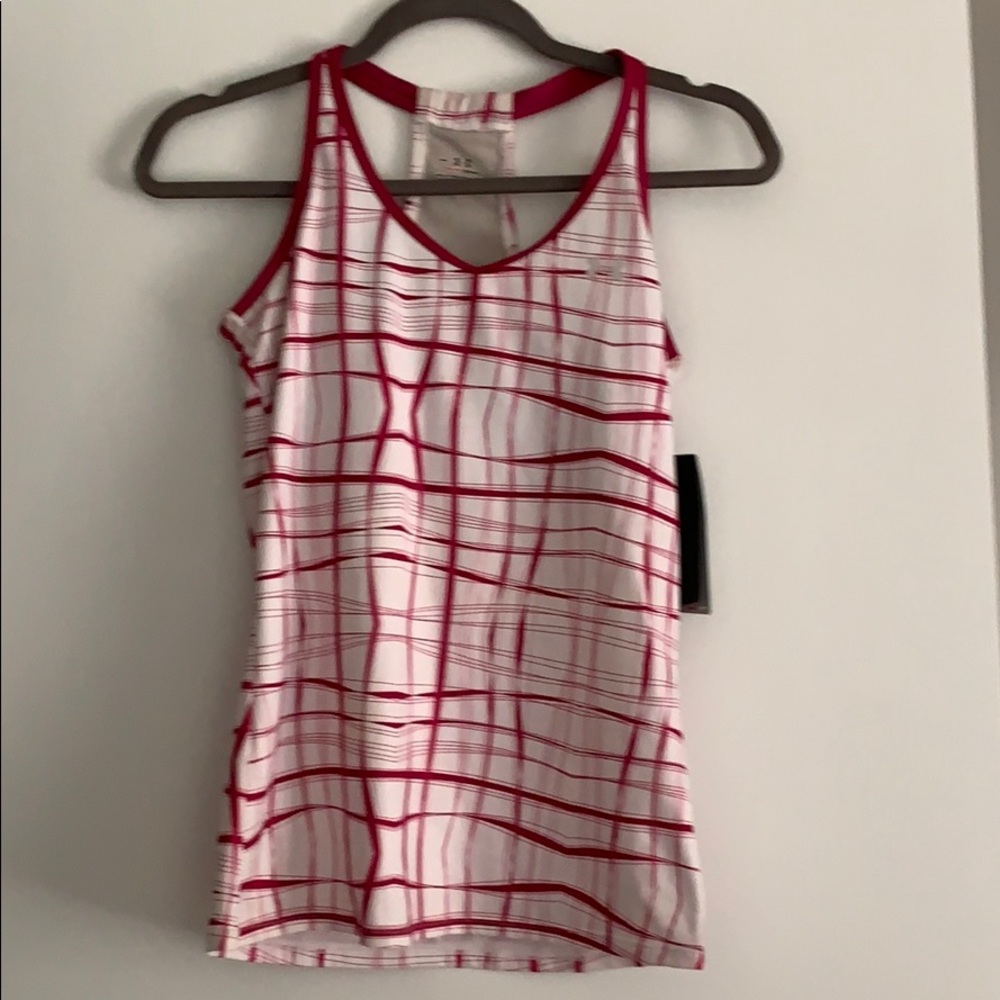 NWT Under Armour Exercise Top